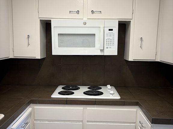 3rd image of 771 Opal Dr APT 3