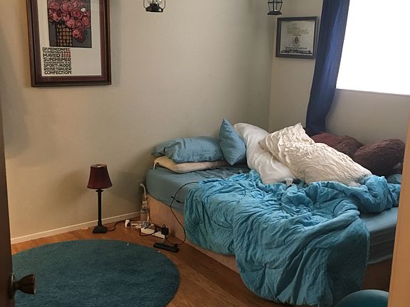 4th image of 2799 Belmont Dr