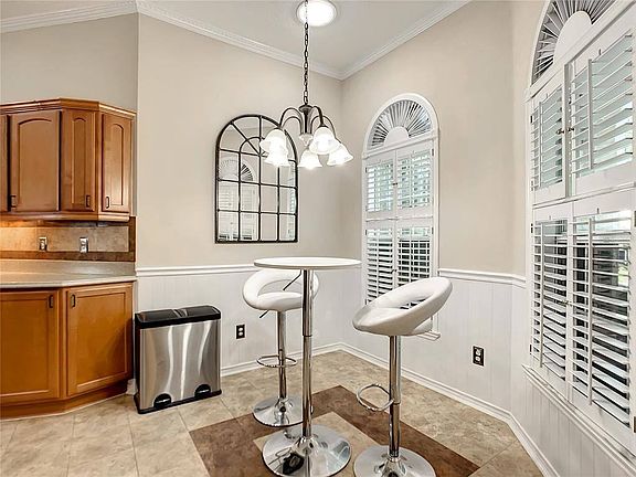 5th image of 1531 Gifford Ct