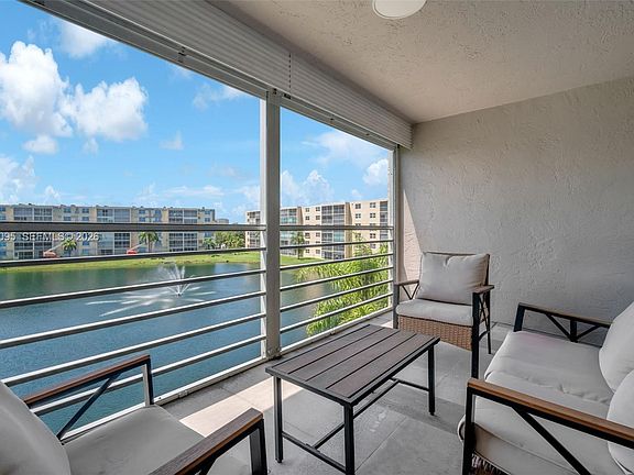 3rd image of 441 SE 3rd St APT 404