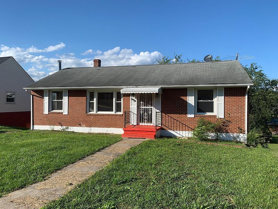 1st image of 2739 Meadowview Dr NW