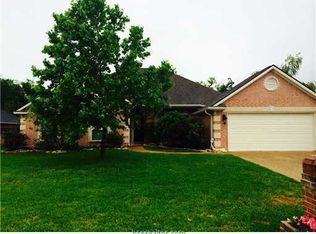 318 Agate Dr, College Station, TX 77845