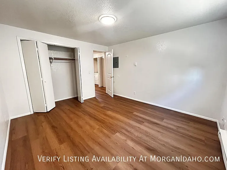 765 W Pine Ave — Photo 8