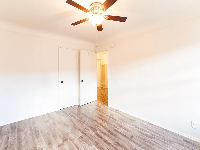 5955 S La Tijera Blvd — Photo 11