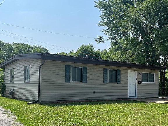 2nd image of 502 Saint Barbara Ln