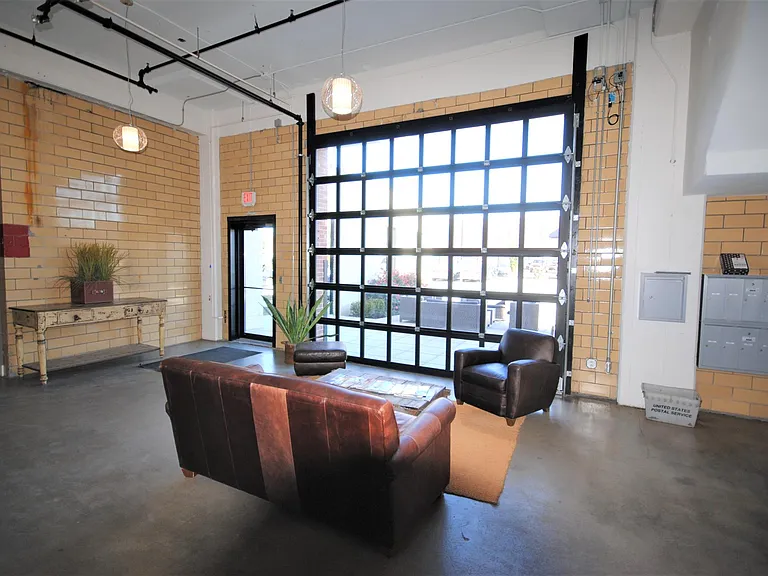 Laclede Lofts — Photo 30
