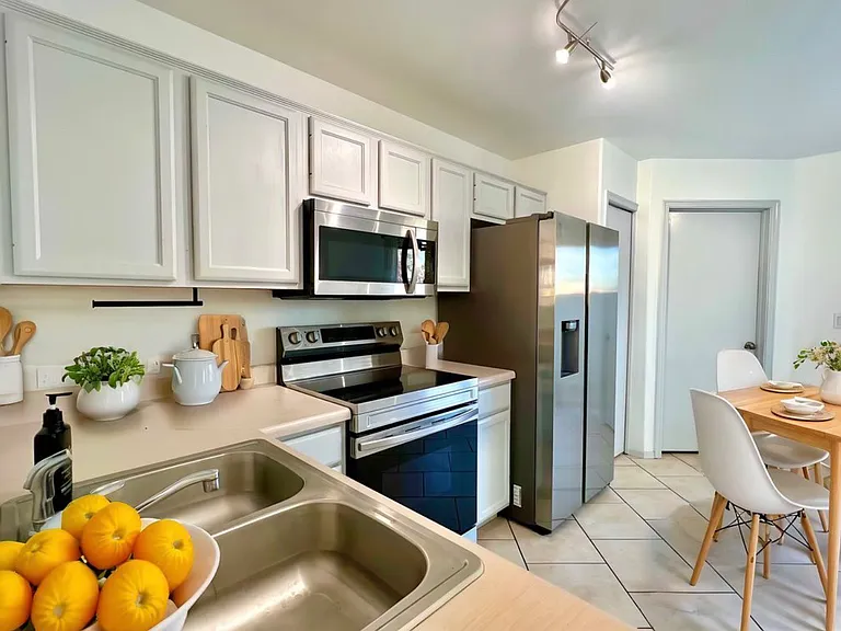 7801 N 44th Dr #1180 — Photo 3