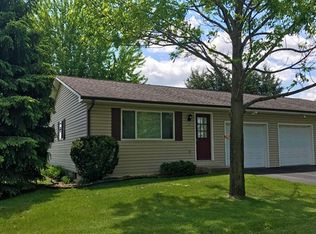 2122 Hanley Rd, Hudson, WI 54016