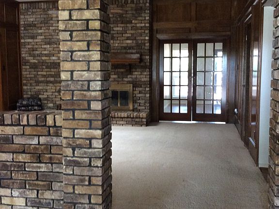 Spacious Great Room 