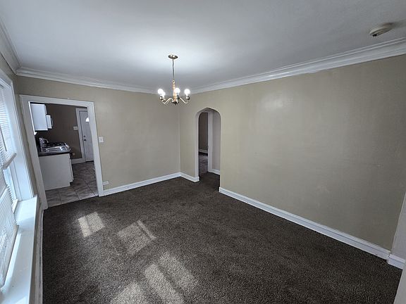 5th image of 10718 S Avenue C Unit 3