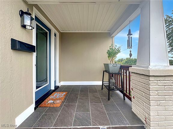3rd image of 3705 Marlamont Way
