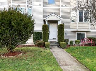 7220 34th Ave NE, Olympia, WA 98516