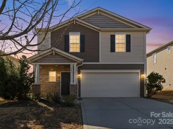 5028 Haven Lodge Rd, Matthews, NC 28104