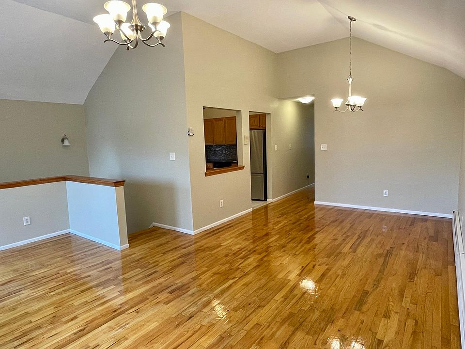 1st image of 15616 76th St #2