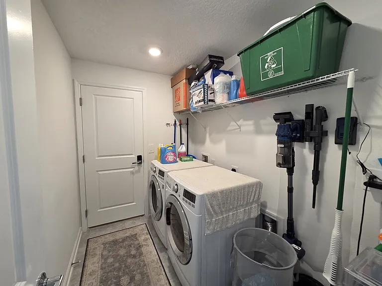 3949 Ambrose Ave — Photo 14