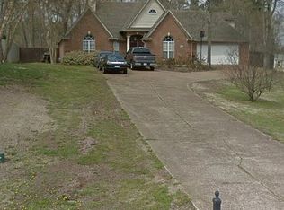 9820 Mosby Dr, Olive Branch, MS 38654