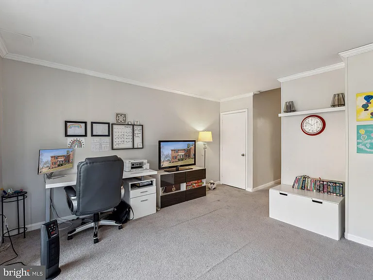 5805 Torington Dr #843 — Photo 24