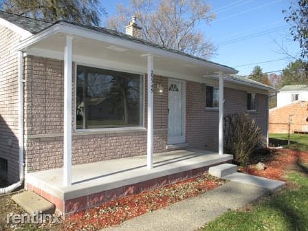 2nd image of 25345 Red River Dr