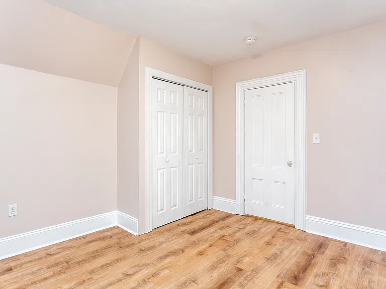 19 Everett St #2 — Photo 6