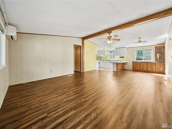 2nd image of 18222 85th Avenue Ct E