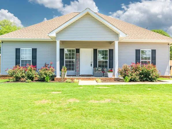 202 W Washington Dr, Muscle Shoals, AL 35661