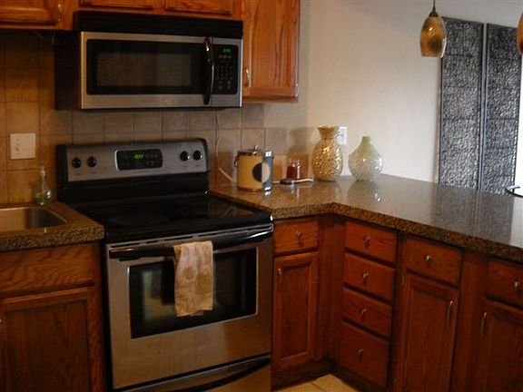 3rd image of 3497 Kenbrooke Ct