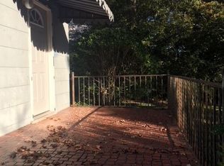 404 Lee Ave #B, Chickamauga, GA 30707
