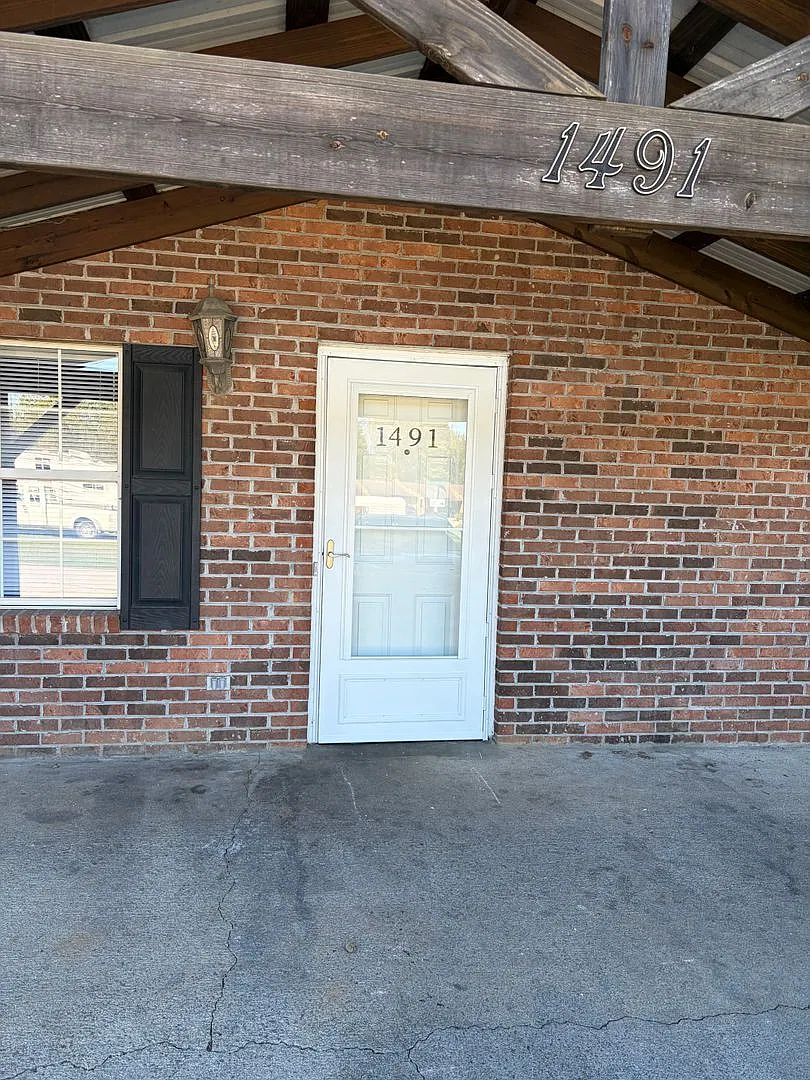 1489-1495 Fate Rankin Rd — Photo 1
