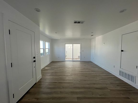 2nd image of 4816 Hedda St #1