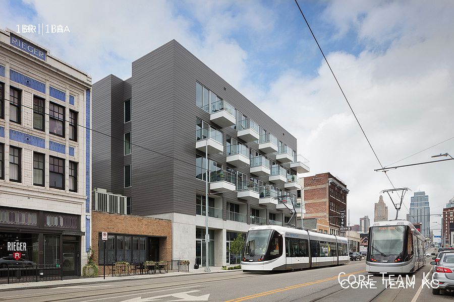 1st image of 1912 Main St #407