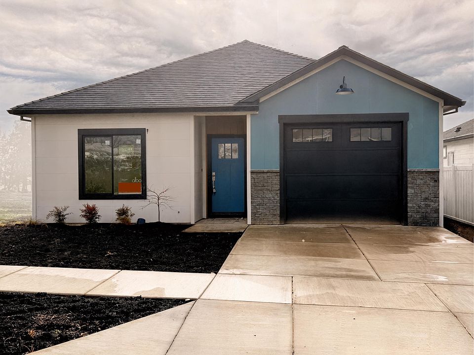 1st image of 639 Terrazzo Way