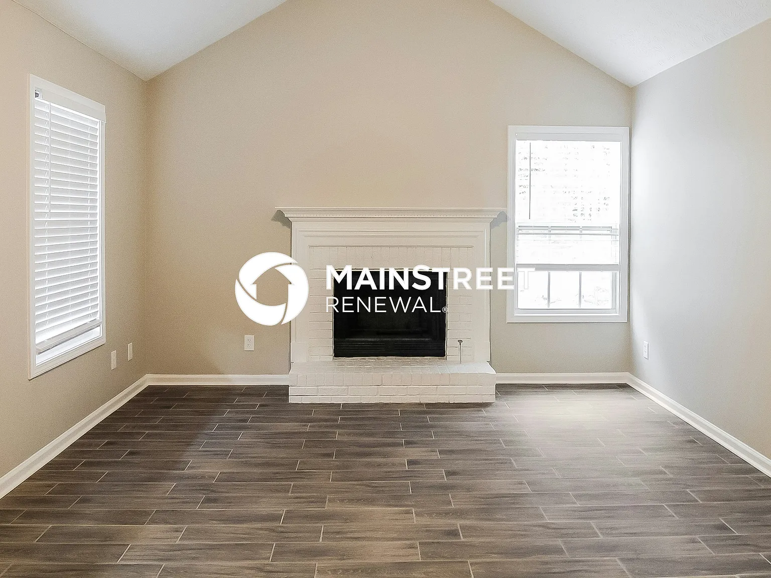 395 Fox trail Dr — Photo 2