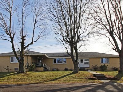 181 Collins Dr, Follansbee, WV, 26037