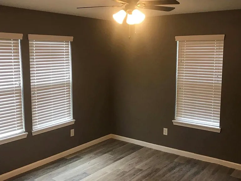 2515 Jackson St — Photo 10