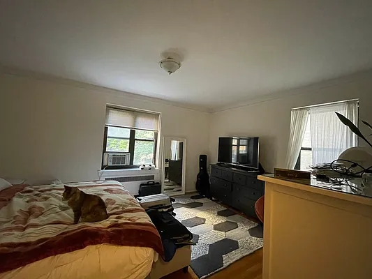 Rented by Domus Realty | media 27