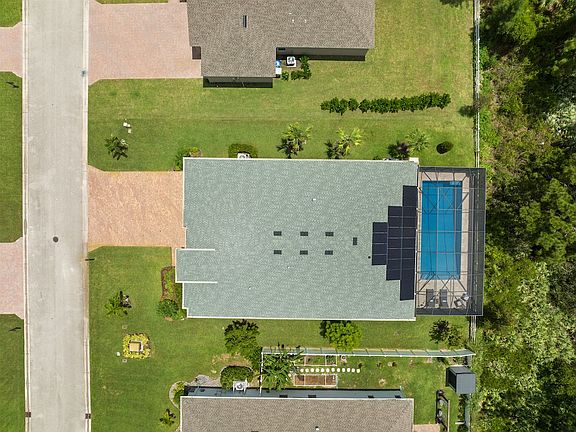3rd image of 5945 Sequoia Cir