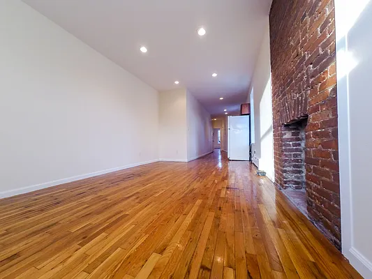 Rented by The Bay Front Estates at Mill Basin | media 36