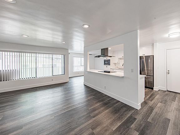 5th image of 1115 14th St APT 203