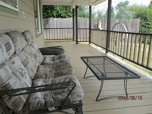 2nd image of 5202 McDacer Ave