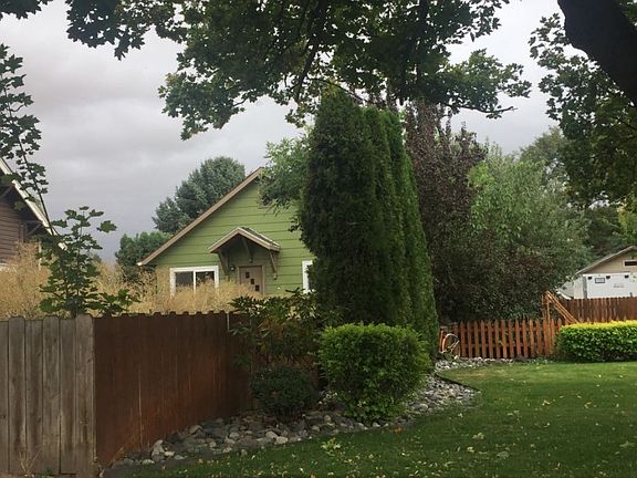 2nd image of 113 W Dayton Ave