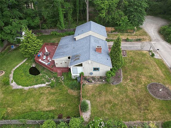 5th image of 3404 Evergreen Dr