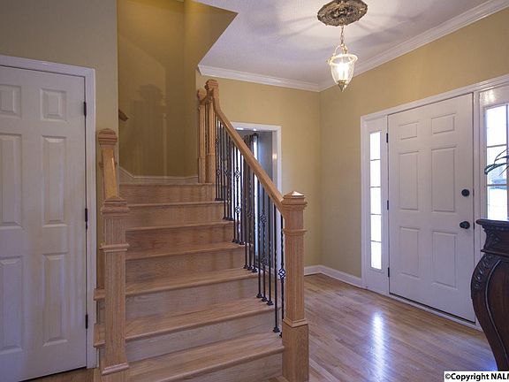 4th image of 3012 Tantallon Dr SE