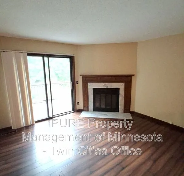 5231 Balmoral Ln — Photo 1