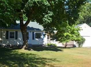 77 Seven Mile River Dr, Attleboro, MA 02703