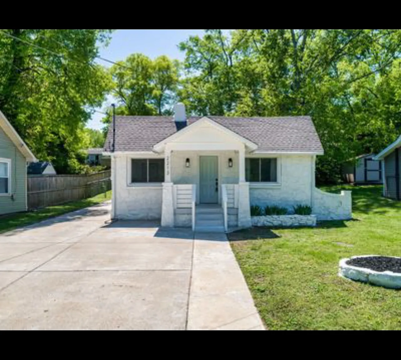 3 bed, 1276 sqft, $2,600 — Photo 1