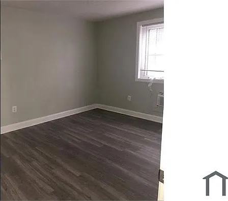 5035 D St SE #103 — Photo 13