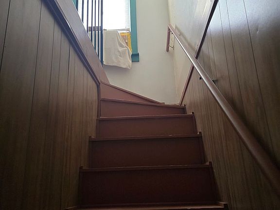 4th image of 503 Sharon Park Dr