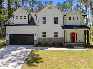 15880 Fox Ln, Wagram, NC 28396