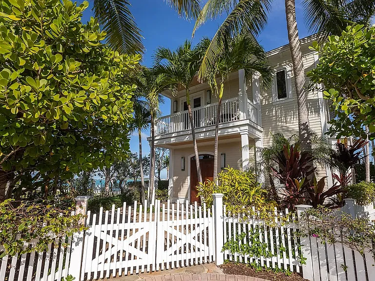 293 Sunset Key Dr #293 — Photo 23