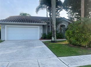 6433 NW 54th St, Lauderhill, FL 33319